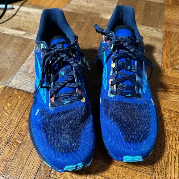 Brooks Vibrant Blue Fruit Shoes - Picture 3 of 4